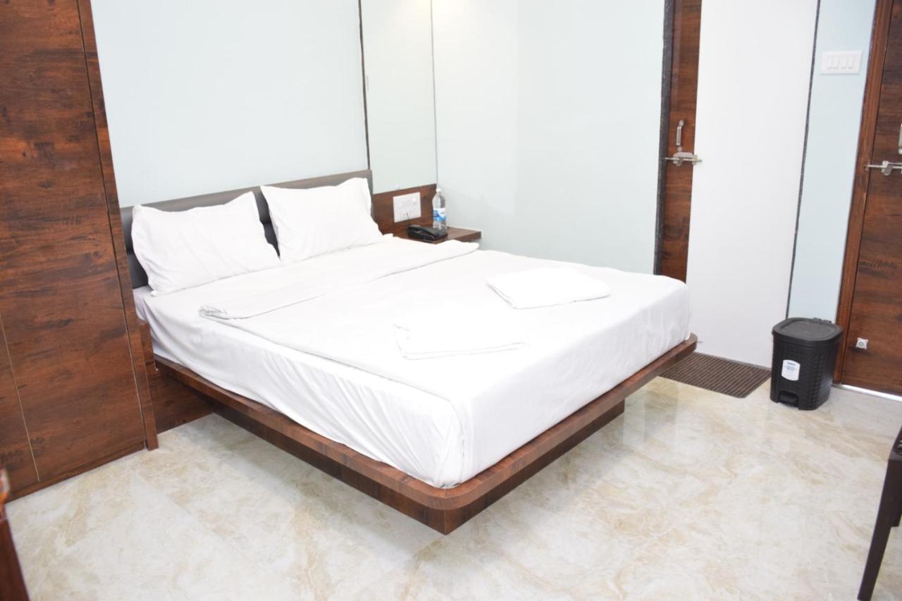 Shankar Residency, Akkalkot Akalkot Zewnętrze zdjęcie