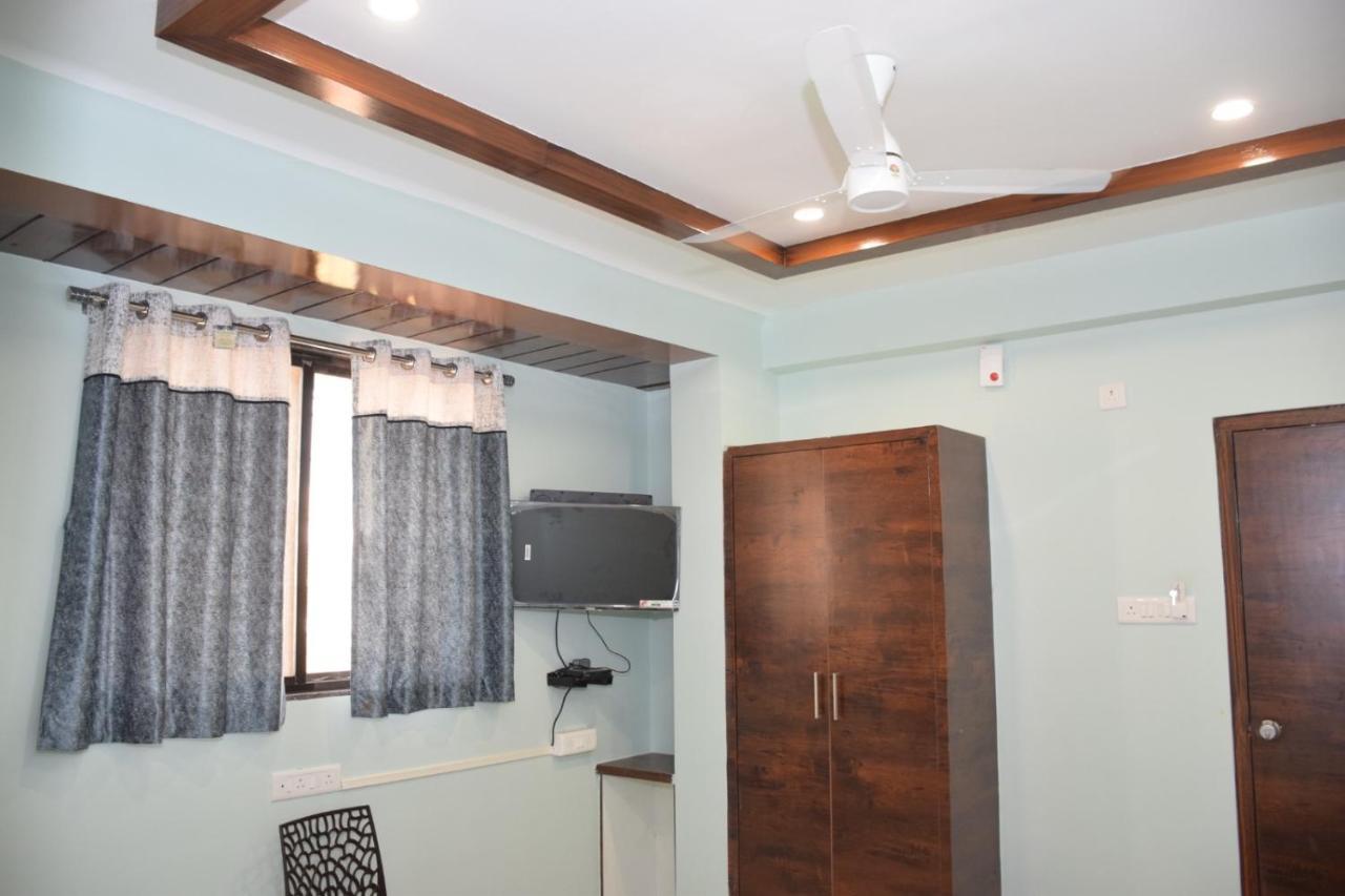 Shankar Residency, Akkalkot Akalkot Zewnętrze zdjęcie