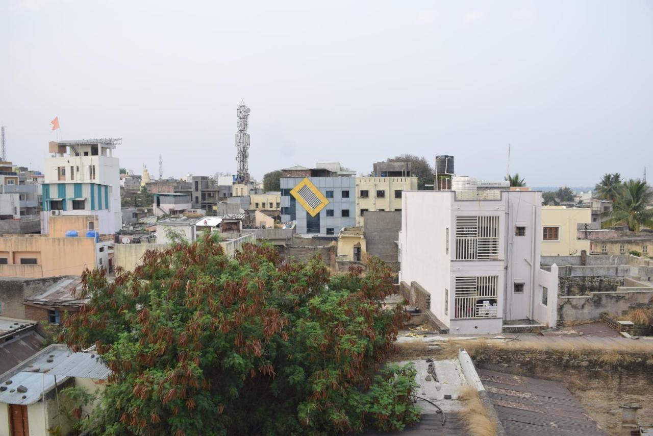 Shankar Residency, Akkalkot Akalkot Zewnętrze zdjęcie
