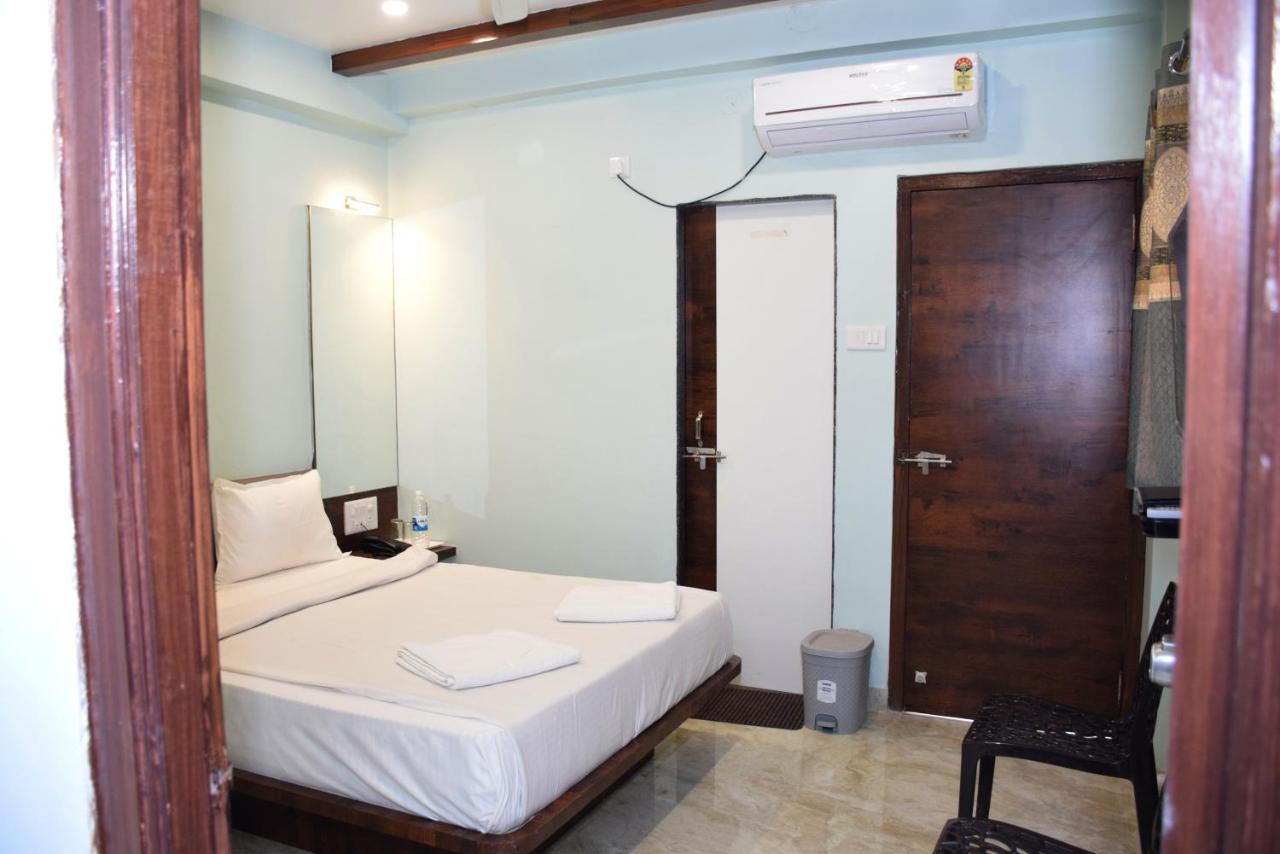 Shankar Residency, Akkalkot Akalkot Zewnętrze zdjęcie